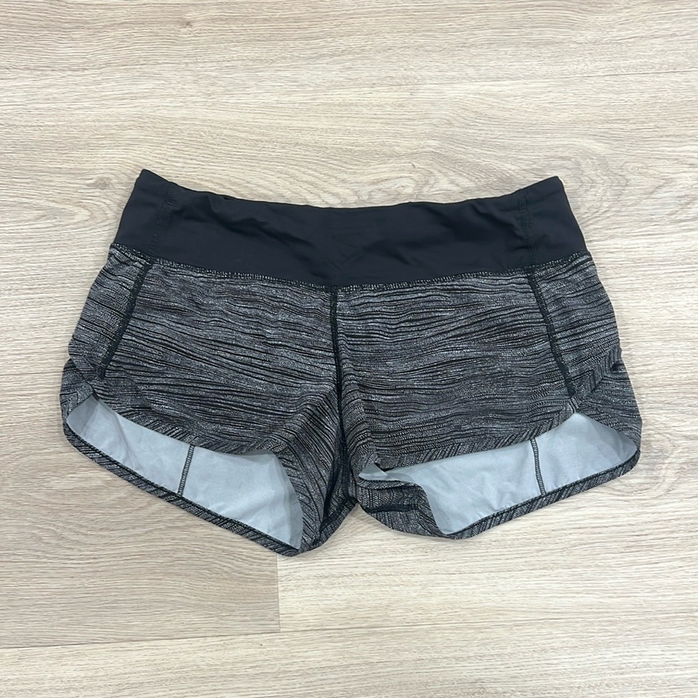 Lululemon Speed Up - Low Rise Shorts
